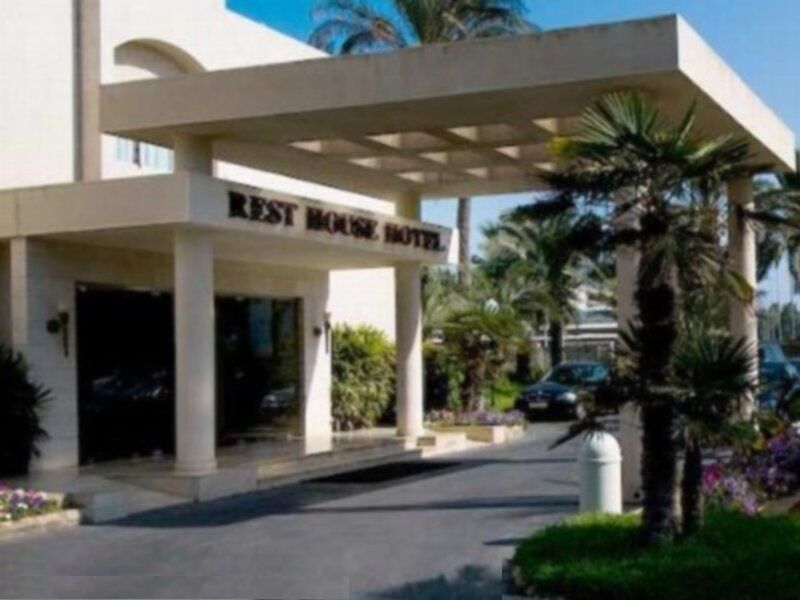 Rest House Tyre Exterior photo